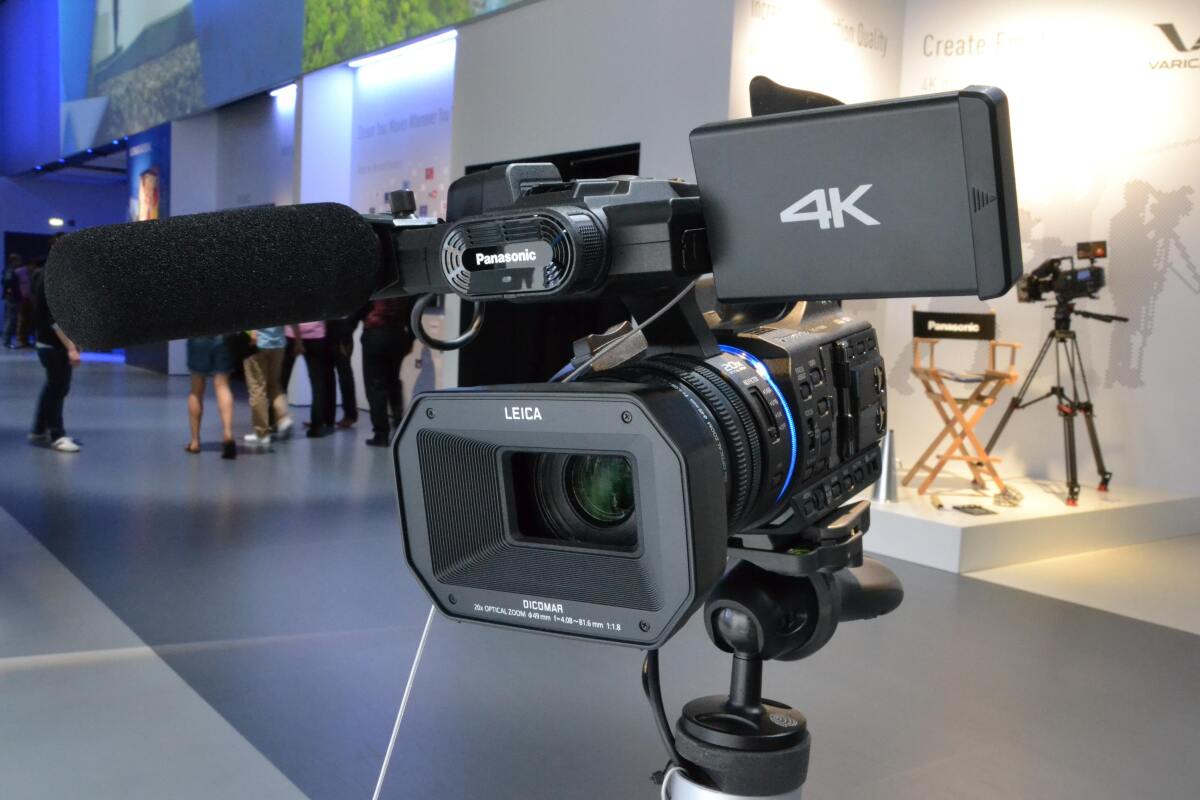 Panasonic - asdfghPanasonic  HC-X1000 4K60Pビデオカメラ Panasonic HC-X1000 4K Ultra HD 60p-50p Professional